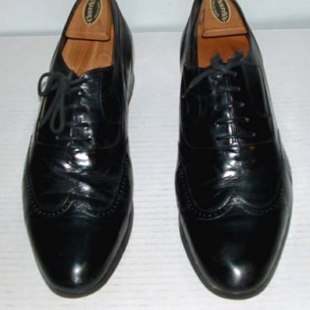 Black Bruno Magli lace up oxford 10 m